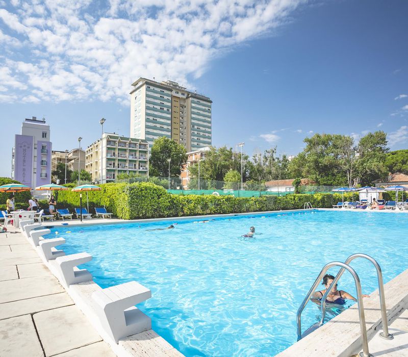 Drei-Sterne-Hotel mit Pool in Milano Marittima